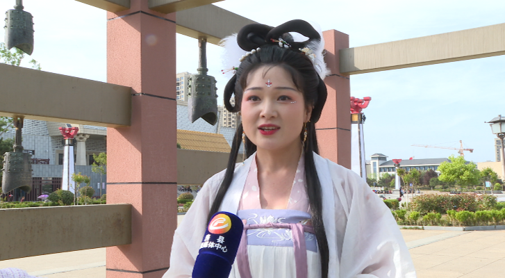 房县举办“传承国学精粹 弘扬诗经文化”大型汉服诗经诵读活动