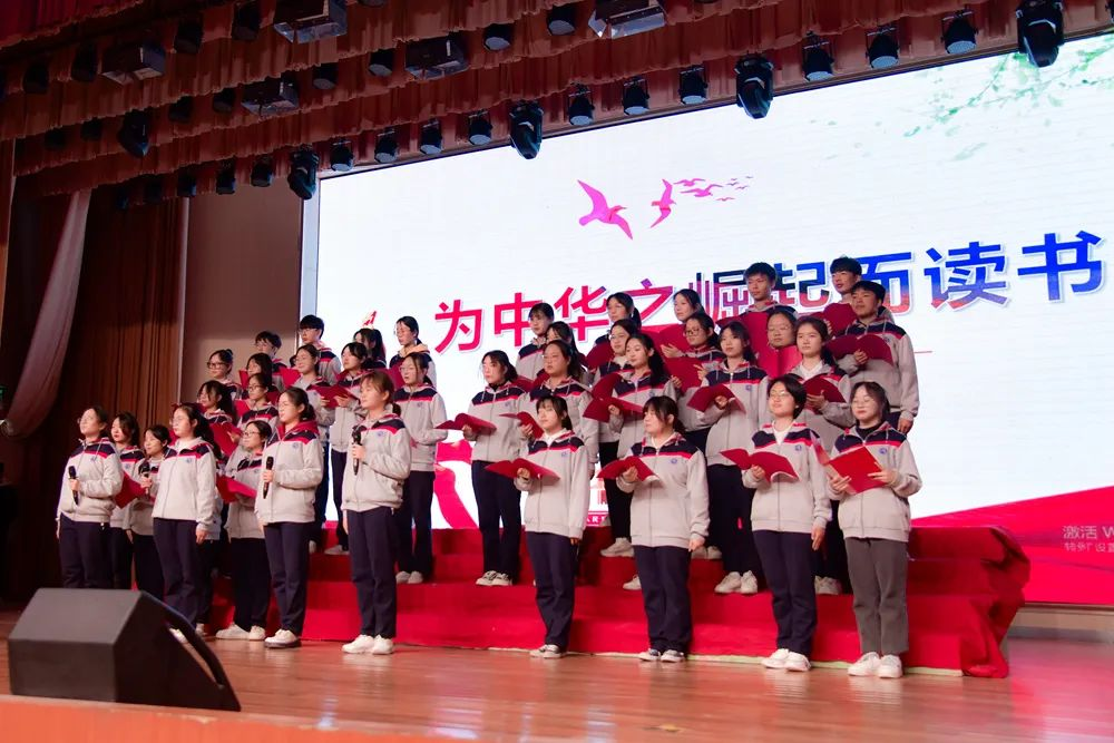 汉江师范学院第七届校园读书节开幕式活动报道