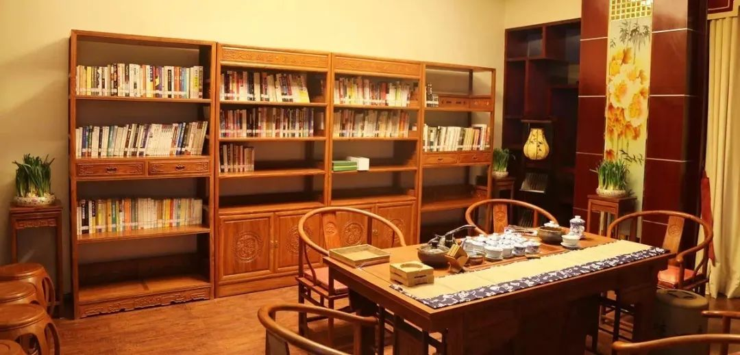 江汉区图书馆：公助民办，在市民“家门口”精心打造新型阅读空间