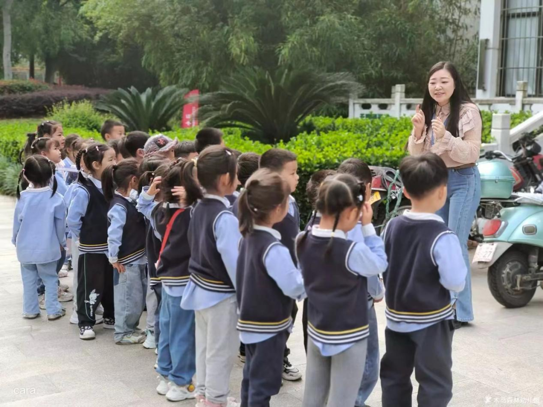 随州市图书馆与随州木马森林幼儿园联合开展图书馆研学游社会实践活动