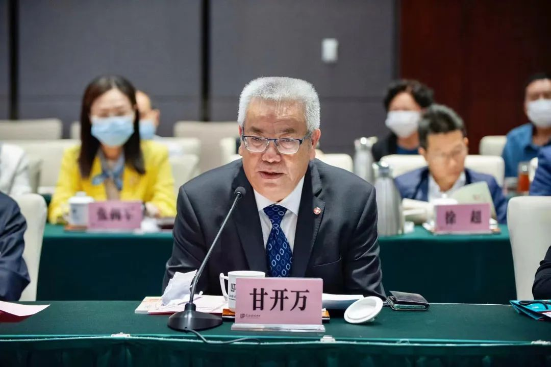 推动中华文化走向海外——《中华简史歌谣》新书发布会在汉举行