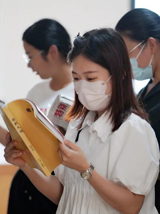 荆州市建设书香法院 助推全民阅读