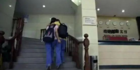 沈阳中学生开房遭现场曝光，不堪细节流出：中国父母，该醒醒了…