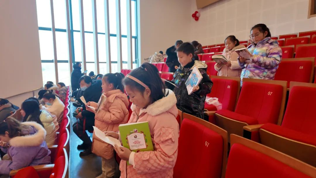 “享”书香，“阅”龙年：丹江口市图书馆开展相约乡读·美好新年系列活动