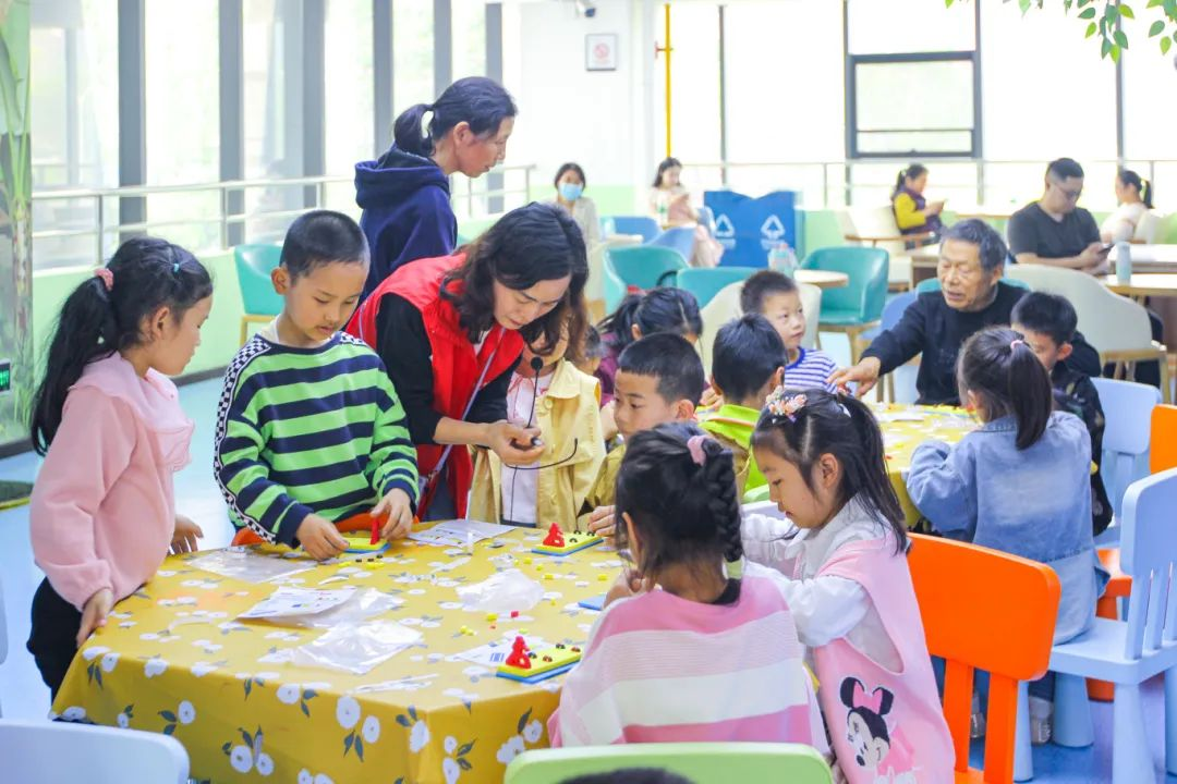 【图书馆服务宣传周】咸宁市图书馆阅满香城之“我爱探索”系列主题活动（2024年第三期）：“阅览科学·童探未来”系列活动