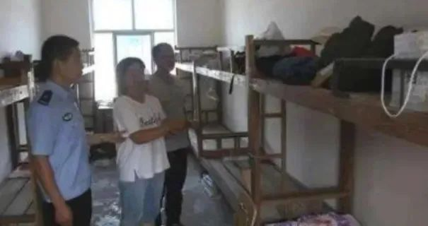 天津7名女中学生在宿舍集体死亡，唯一幸存者平静如常：我只是帮手，凶手在死人堆里