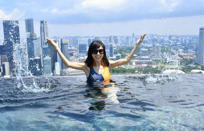 你们看着长大的TVB“第一恶婆”，70岁居然美成了这样……