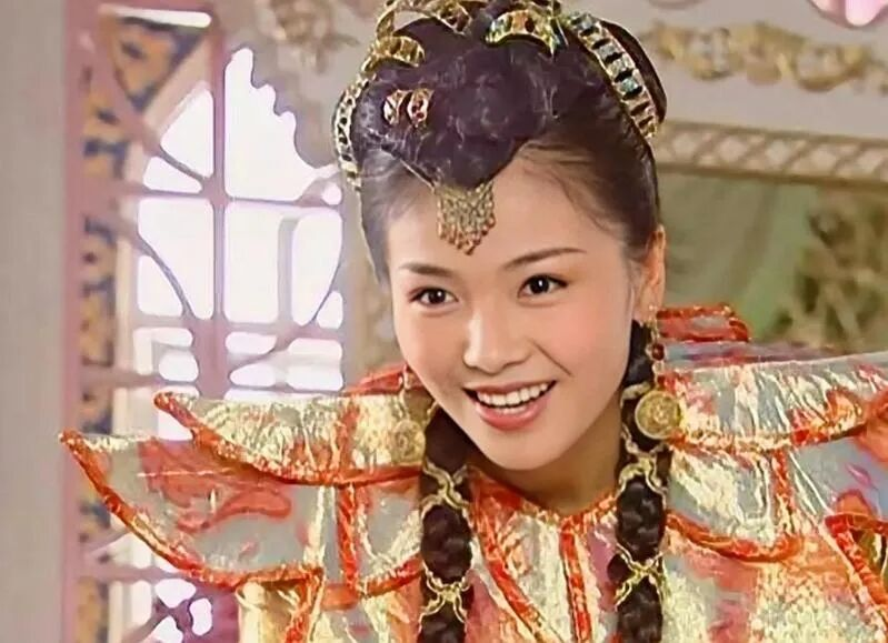 王珂也没想到，为自己还清亿万债务的刘涛，走上了另外一条上坡路