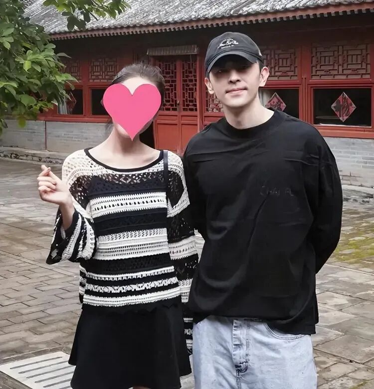 面相变了，封杀 3 年后邓伦近照流出，昔日顶流只剩憔悴